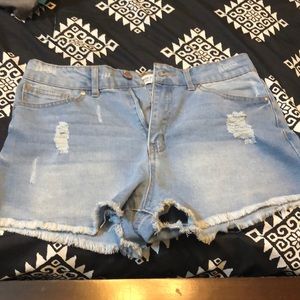 Super cute and comfy light blue jean shorts.